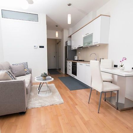 ザグレブStudio Apartman Bellaアパートメント エクステリア 写真